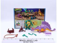 Cave Turtle Mike W/ Silly Stegosaurus Complete TMNT 1993 Vintage Playmates