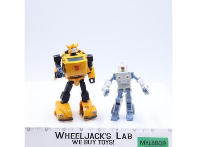 Bumblebee & Exo-suit Spike Witwicky MP-08 Transformers Masterpiece TRU Excl.