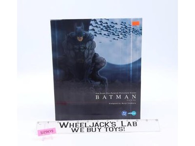 Batman DC Comics ARTfx Kotobukiya Pre-Painted Porcelain Statue