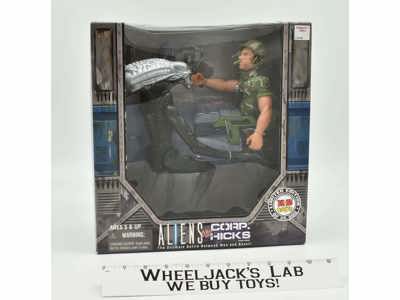 Aliens vs. Corp. Hicks MISB 1997 Kenner KB Toys Action Figure