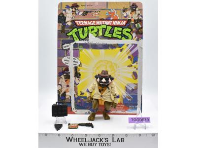 Don, Undercover Turtle W/Card 100% Complete TMNT 1990 Playmates Action Figure