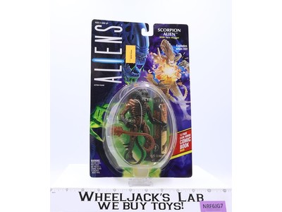 Scorpion Alien W/Face Hugger & Comic Book Aliens 1992 Kenner Action Figure MOSC