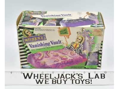 Vanishing Vault W/Micro Beetlejuice 1990 Kenner Action Figure NEW MIB