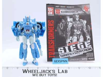 Chromia 100% Complete Deluxe Transformers Siege WFC 2018 Hasbro Figure
