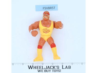Hulk WWE WWF Wrestling Hasbro 1992 Titan Sports Vintage Action Figure