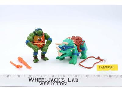 Cave Turtle Leo W/ Dingy Dino Teenage Mutant Ninja Turtles TMNT 1992 Playmates