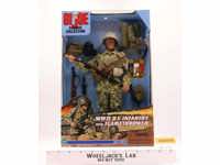 WWII Infantry W/Flamethrower 12" GI Joe Classic Collection 35 Years MISB 1999