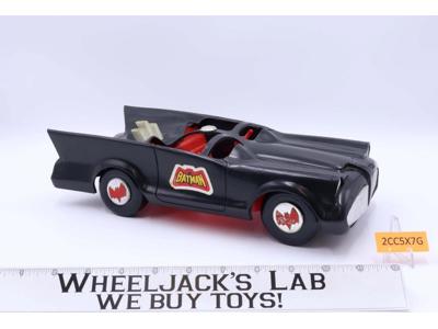 Batmobile DC Comics Batman 1974 Mego Vintage Action Figure Vehicle
