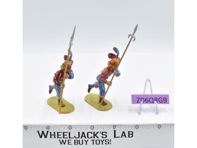 Lot of 2 German Mercenaries W/ Halberds Landsknechte 1970's Elastolin