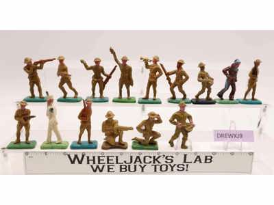 Lot of 15 Infantry Soldiers Plastic Miniature Figurines Unknown Brand 3"