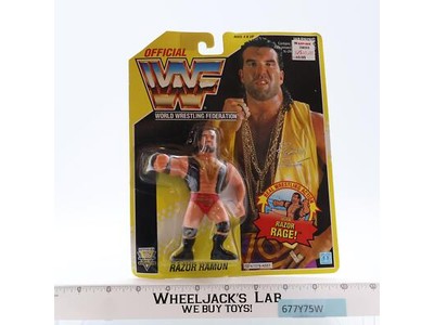 Razor Ramon WWF Wrestling 1993 YELLOW CARD Hasbro Action Figure MOSC NEW