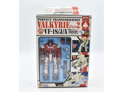 Banpresto 1/100 Part 2 VF-1S/J/S Valkyrie Milia Type transformable figure 2002