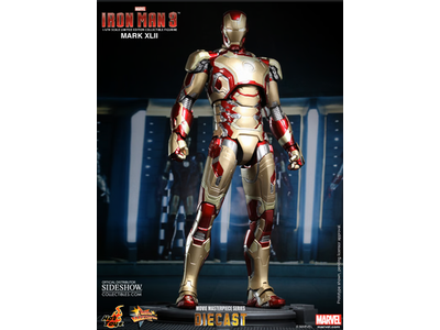 MMS197-D02 Iron Man Mark 42 Marvel Iron Man 3 Hot Toys 1:6 Figure NEW SEALED