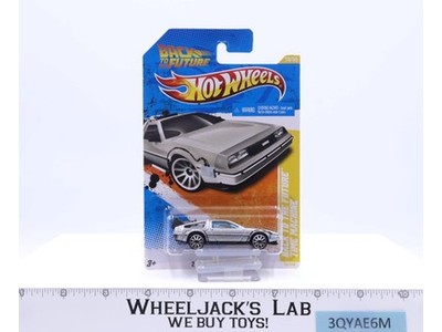 Hot Wheels Delorean 2011 New Models 18/50 Hot Wheels SILVER NEW SEALED