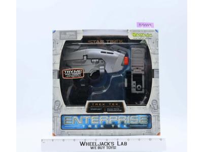 Starfleet Phaser & Communicator Star Trek 2002 Art Asylum Play Accessory Props