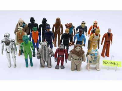 Lot of 20 Star Wars 1970s-1980s Kenner Vintage Action Figures