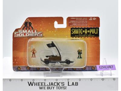 Skate-A-Pult W/ Chip Hazard & Archer Small Soldiers 1998 Kenner NEW MOSC SEALED