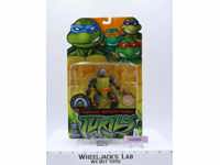 Turtlebot Teenage Mutant Ninja Turtles Playmates Toys 2002 NEW MOSC