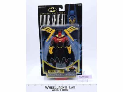 Assault Gauntlet Batman Legends of the Dark Knight Premium Kenner 1996 NEW MOSC