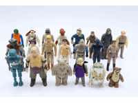 Lot of 21 Star Wars 1970s-1980s Kenner Vintage Action Figures