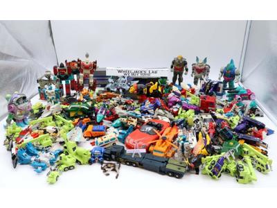Giant Lot of G1 Transformers 1980's Hasbro Vintage Action Figures