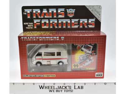 Rachet Collector's Edition Cybertron Transformers E-Hobby 1982 Takara MISB