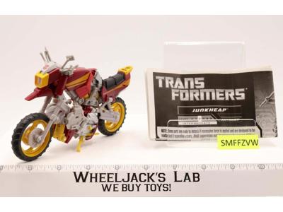 Junkheap Autobot Generations 2011 Transformers Hasbro Action Figure