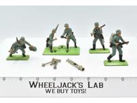 German Mortar & 3 Infantry Soldiers WWII 1971 Britains Deetail Action Figures