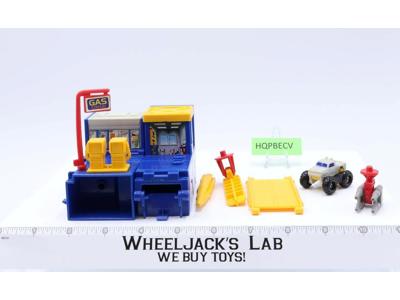 Micromasters Greasepit Playset Vintage Hasbro 1989 G1 Transformers Action Figure