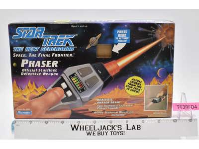 Phaser Starfleet Defense Weapon Star Trek The Next Generation 1992 Playmates MIB