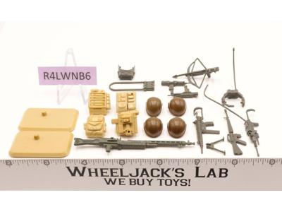 Lot Battle Gear Accessory Pack 1 Set 4 1984 Weapons G.I. Joe Vintage