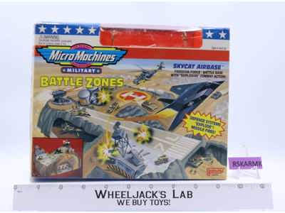 Skycat Airbase Micro Machines Battle Zones 1997 Galoob Action Figure Playset