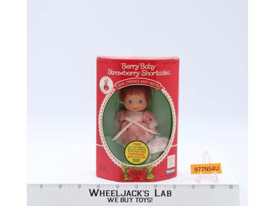 Strawberry Shortcake Berry Baby Strawberry Shortcake 1984 Kenner NEW SEALED