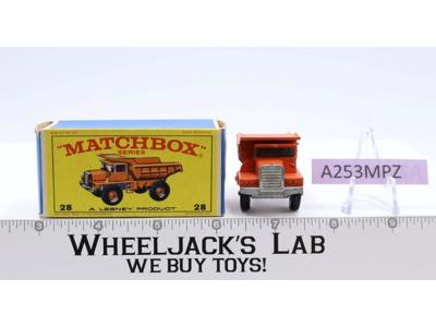 Mack Dump Truck 28 Lesney Matchbox Series 1960's Made In England