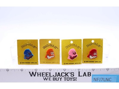 Lot of 4 Pac-Man Pins Pinback 1980 Midway Mfg. Co. NOS