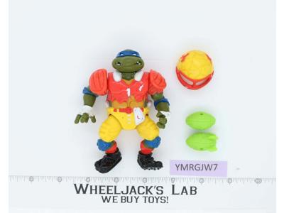 T.D. Tossin' Leo Sewer Sports Teenage Mutant Ninja Turtles TMNT Playmates 1991
