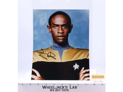 Tuvok Star Trek Voyager Tim Russ AUTOGRAPHED 8x10 Picture