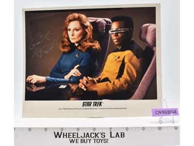Dr. Beverly Crusher Star Trek AUTOGRAPHED Gates McFadden 8x10 Picture
