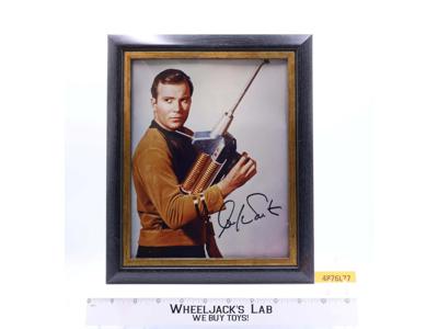 Captain Kirk Star Trek Original Series William Shatner AUTOGRAPHED 8x10 Picture