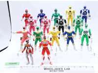 Lot of 16 Power Rangers 1990's 4-6" Bandai Action Figures