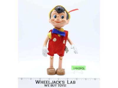 Pinocchio 8" Walt Disney Productions Vintage Figure