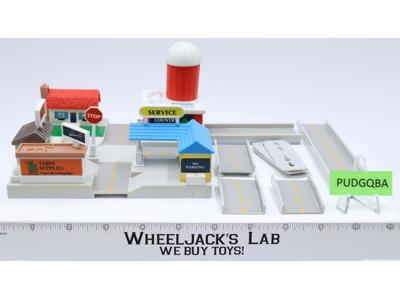 Country Junction Complete Hiways & Byways Micro Machines 1991 Galoob Playset