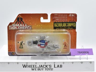 Razorblade Chopper W/ Brick Bazooka Small Soldiers 1998 Kenner NEW MOSC SEALED