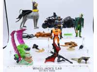 Lot of 12 Batman DC Comics Superheroes Villains ToyBiz Kenner Figures & Vehicles