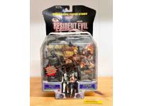 Hunk / Zombie 100% Complete W/Card & Bubble Resident Evil 1998 ToyBiz Figure
