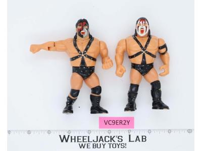 Demolition Smash & Ax Series 1 1990 WWF Wrestling Hasbro Action Figures Vintage