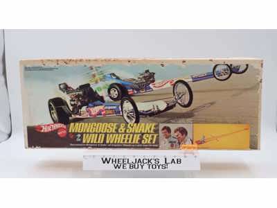 Mongoose & Snake Wild Wheelie Set Hot Wheels 1970 Mattel Toy Car Playset