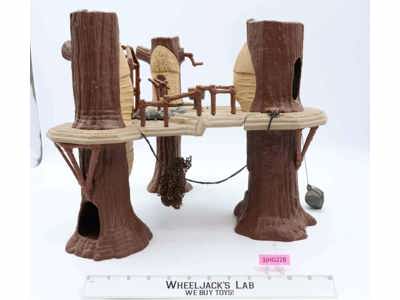 Endor Ewok Village Star Wars ROTJ 1983 Vintage Playset