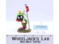 Marvin the Martian Golf Christmas Ornament Looney Tunes 2000 Warner Bros