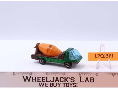 The Heavyweights Cement Mixer Green 1969 Hot Wheels Vintage Redline RL